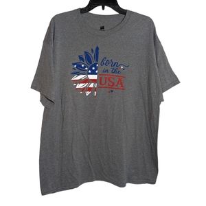 Hanes‎ T-shirt Size XL Gray with Red, White Blue Sunflower American Flag
